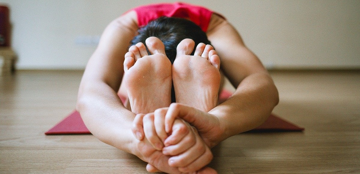 praticare yoga a casa