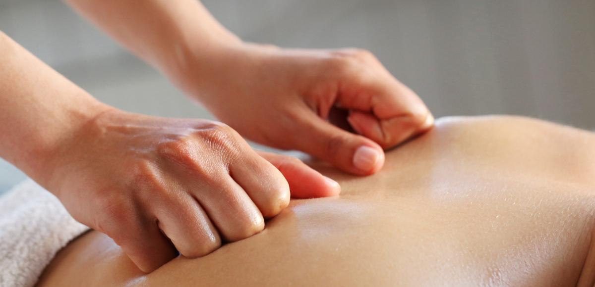 massaggio rilassante e suoi benefici per il corpo