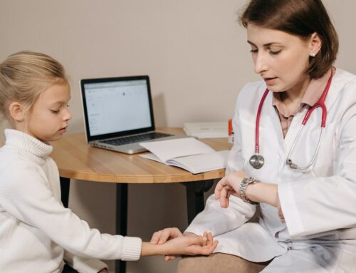 Pediatra: chi è, cosa fa e come sceglierlo