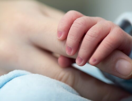 Quando tagliare le unghie ai neonati?